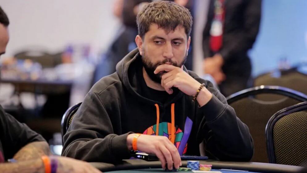 Argentino Leandro Lowenstein lidera Dia Final do R$ 10K 2-Day High Roller do BSOP Foz