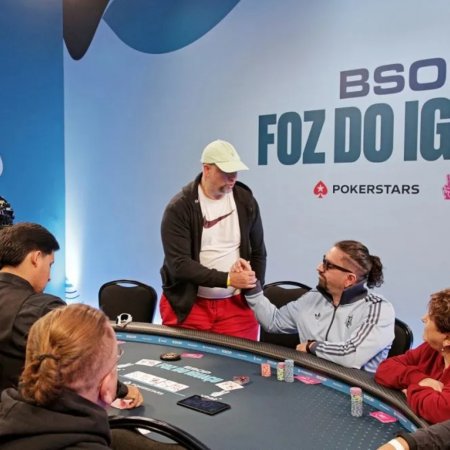 Thiago Camargo cai na bolha do Main Event do BSOP Foz com J-J