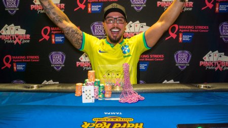 Rafael Reis é campeão do US$ 1.200 PPO Championship no Seminole Hard Rock Tampa