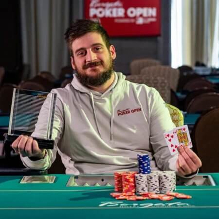Caio Sobral é campeão do Evento #7 do Borgata Fall Poker Open