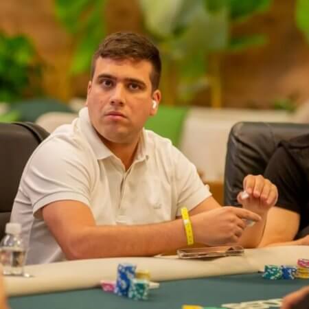 Argentino Ignacio Sagra lidera Dia 1 do R$ 100K Super High Roller do BSOP Millions