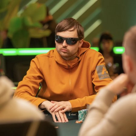 FT do R$ 500K SHR do BSOP Millions teve Renan Bruschi a acertar dois outs e eliminar Martin Kabrhel