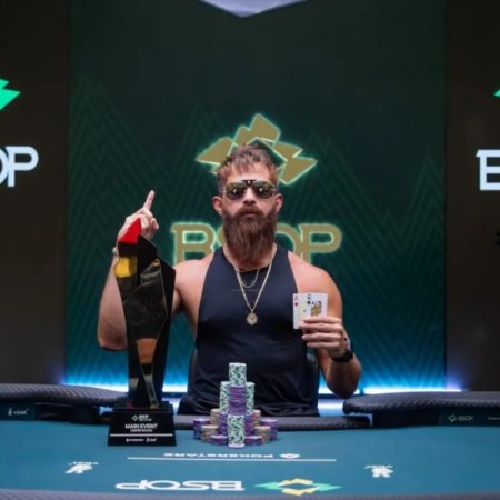 Colombiano Martin Romero parte de short stack ao título do Main Event do BSOP Millions