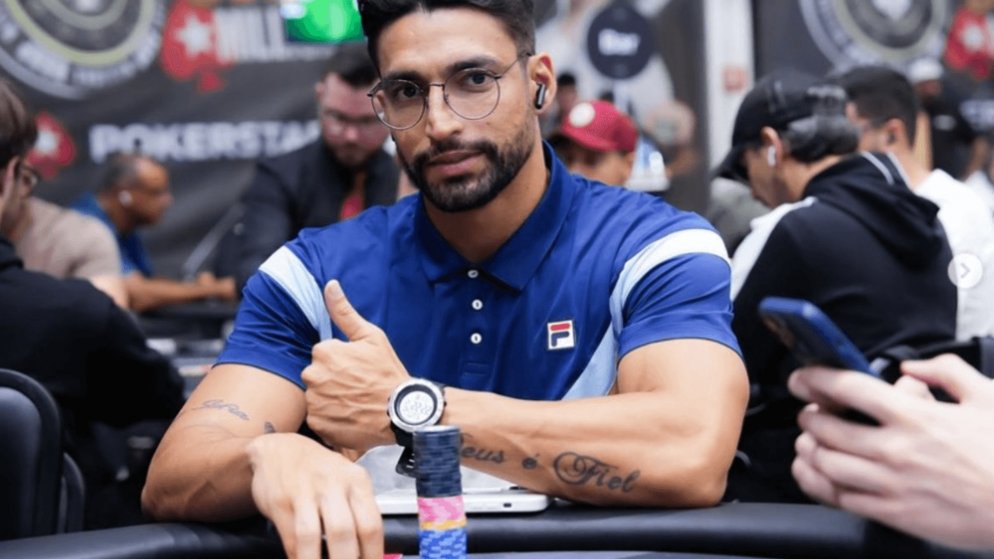 Richard “RFNine” Falcão leva a prata no $525 Bounty Hunters HR Main Event