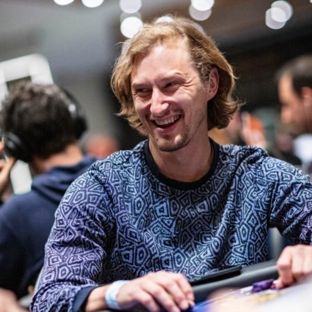 Aku Joentausta lidera o Dia 1B do €5K Million do PLO Grand Slam