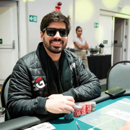 Douglas Lopes lidera o Dia 2 do Main Event do BSOP Summer