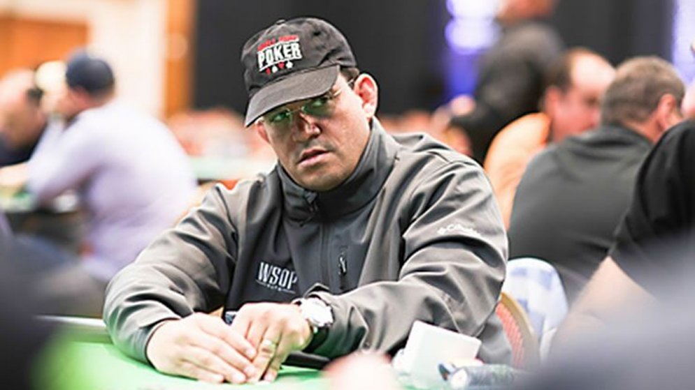 Gustavo “Vascão” fica com a prata no US$ 215 Bounty Hunters Winter Games