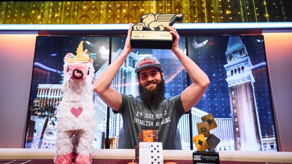 Bruno Furth é campeão do Main Event do PGT PLO Series at Venetian
