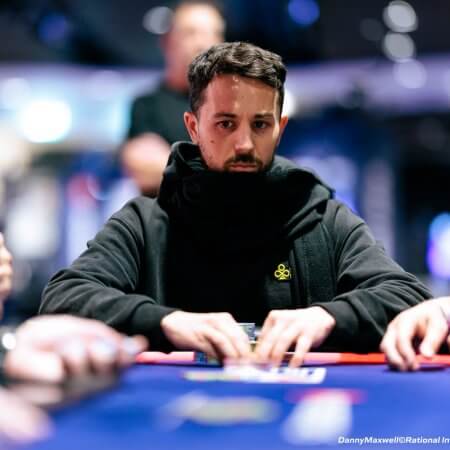 Português Jorge Abreu tem forte ponta na FT do Main Event do EPT Paris