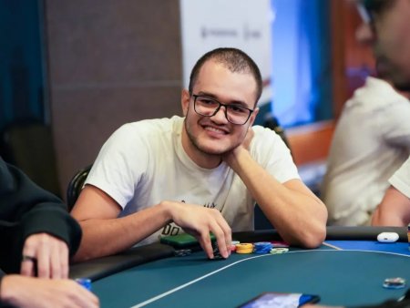 Carlos Serrano lidera os 24 finalistas do R$ 25K BSOP Championship