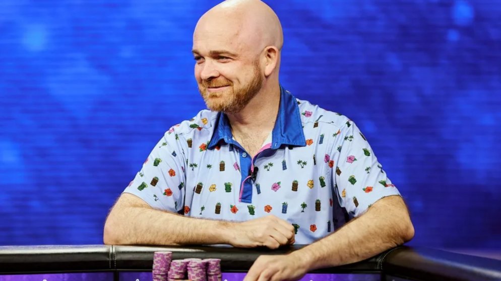 Dylan Linde cobra dívida de US$ 50 mil de David Peters