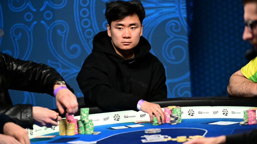 Hengtao Zhu lidera 25 finalistas do Main Event da WSOP Europa