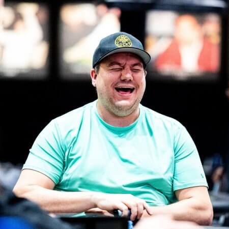 Shaun Deeb perde mais um bracelete para quadra na WSOP; Gilles Silbernagel é campeão do Colossus