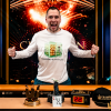 Anatoly Zlotnikov chega ao bi na Triton com cravada no Evento #2