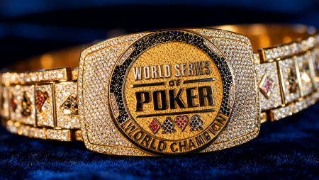  Alann Lopes lidera mais de 40 brasileiros no Dia 1C do Main Event