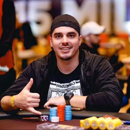 Renan Meneguetti fica com a prata no $525 Bounty Hunters Sunday Main Event