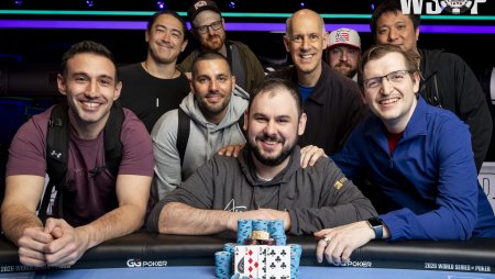 Harry Rubin supera field de 3.763 entradas e conquista primeiro bracelete da WSOP