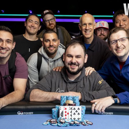 Harry Rubin supera field de 3.763 entradas e conquista primeiro bracelete da WSOP