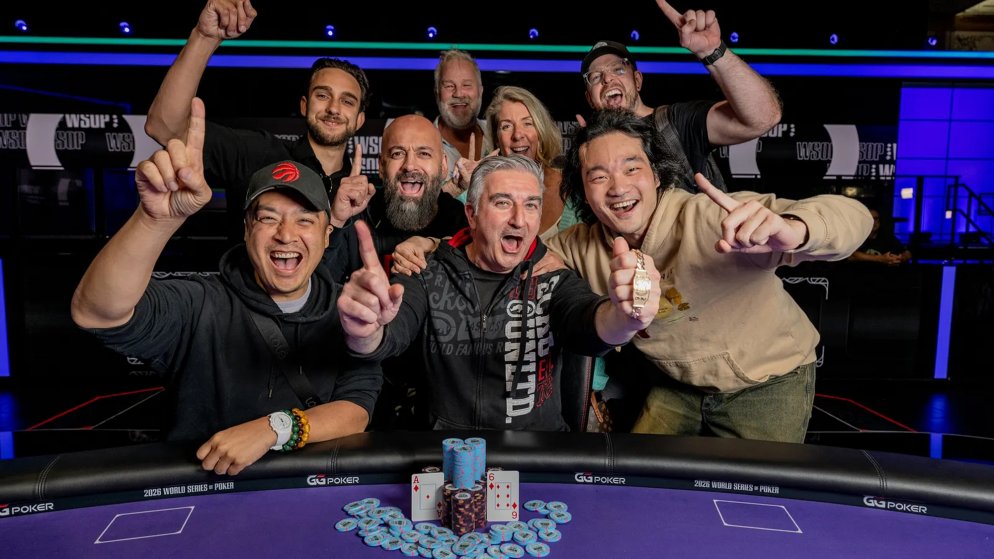Homan Mohammadi supera field de 7.538 entradas e conquista primeiro bracelete da WSOP