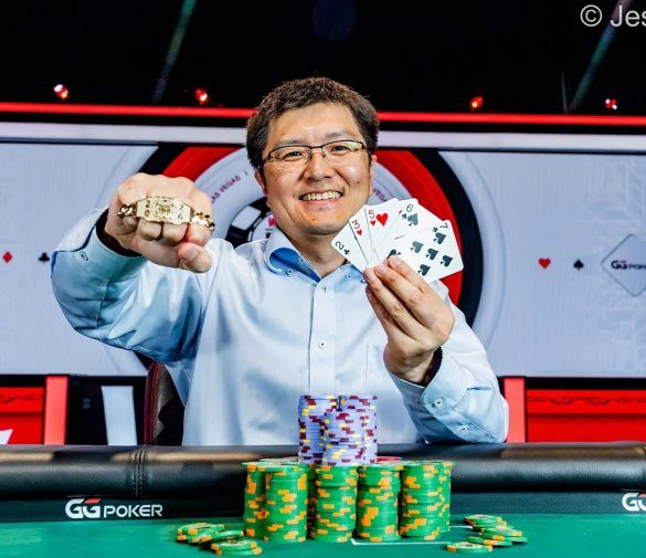 De um único blind ao título: Naoya Kihara protagoniza uma das maiores viradas da WSOP e conquista o segundo bracelete