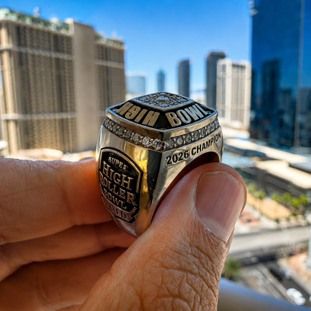 Quatro meses depois, Yuri Martins recebe anel do US$ 100K Super High Roller Bowl