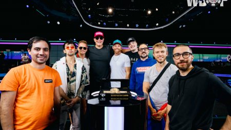 Lucas Jumalon é o líder da FT do Main Event da WSOP