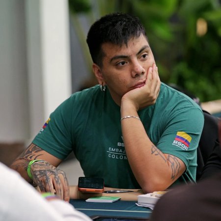 Sebastian Fonseca é o líder no Dia 1 do R$ 6K Mini Championship