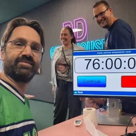 Streamer holandês estabelece novo recorde mundial de poker online ininterrupto