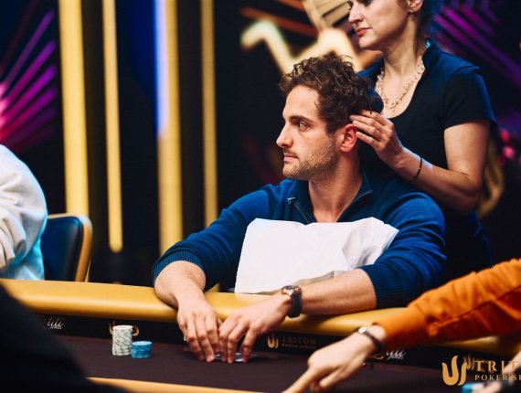 João Simão está entre os 16 finalistas do US$ 200K Invitational; Piekazewicz faz ITM