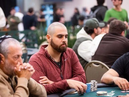 Ulises Acosta tem forte ponta na FT do Main Event do BSOP Floripa