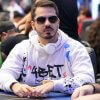 Ivan Limeira está mesa final do The Venom NLH da PokerKing