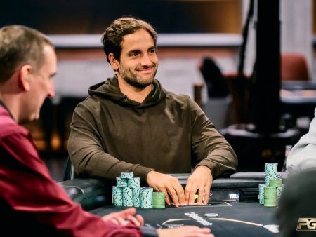 João Simão é o vice-líder na FT do US$ 100K Super High Roller Bowl de PLO